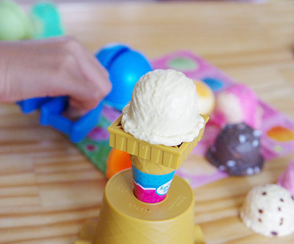 エポックアイスクリームタワー ＋３の遊び方アイスクリームタワーゲーム